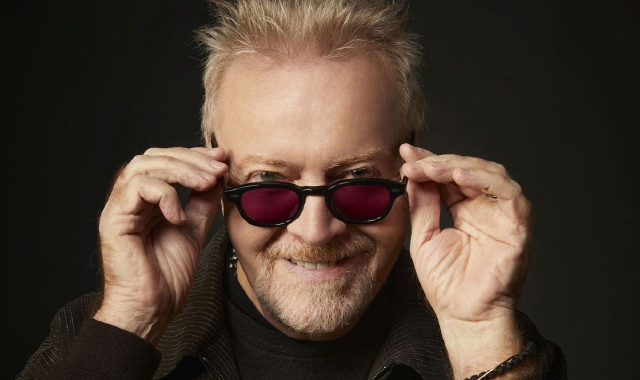 Umberto Tozzi: l’addio al Forum con tanti amici