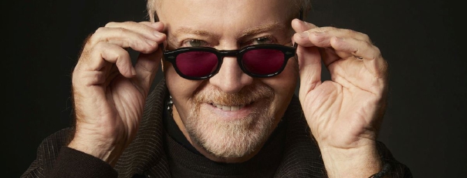 Umberto Tozzi: l’addio al Forum con tanti amici