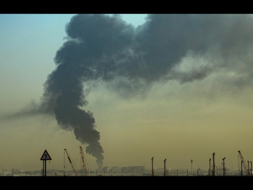Esplosioni a Dubai e Doha dopo l'allerta missili