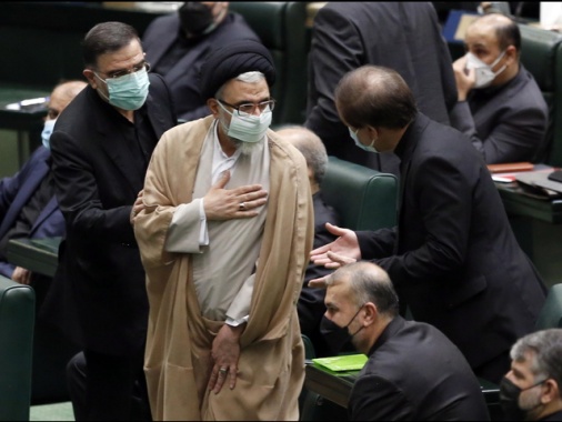 Media, preso di mira nella notte il ministro intelligence dell'Iran a Beirut