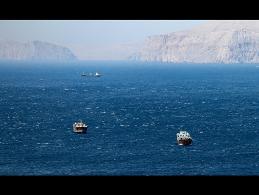 Imo, circa 20.000 marinai su 3.200 navi bloccate nel Golfo