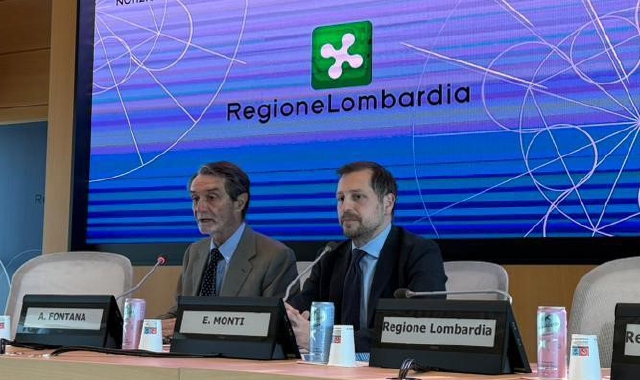 Il governatore della Lombardia Attilio Fontana e il presidente della commissione Sostenibilità sociale Emanuele Monti