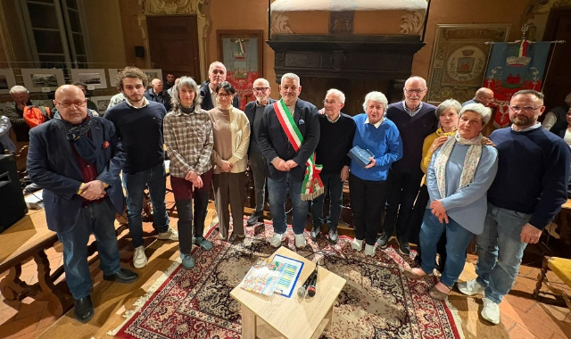 Azzate premia i cittadini benemeriti