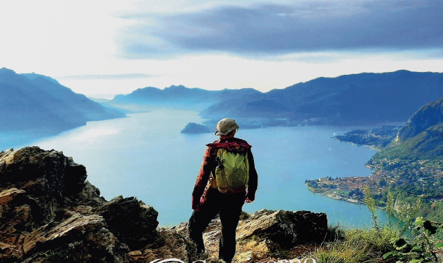 In primavera camminando a ritmo lento