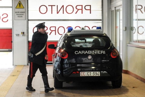 Accoltellato e investiti, serata di follia in centro