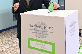 Referendum, botta e risposta tra i due comitati