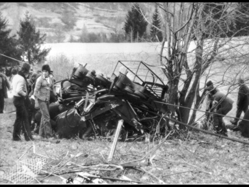 Precipita un aereo militare in Colombia con circa 100 soldati a bordo
