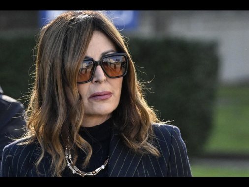 Le opposizioni presentano la mozione sfiducia su Santanchè, 'si discuta subito'