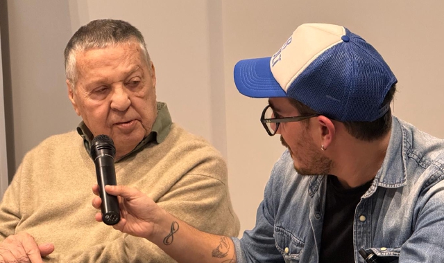 Pozzetto fra le locandine dei suoi film: «Io come il ragazzo di campagna»