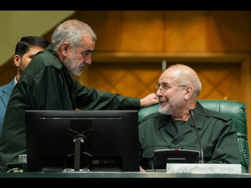 Teheran, 'aspettiamo l'arrivo delle truppe Usa per dar loro fuoco'