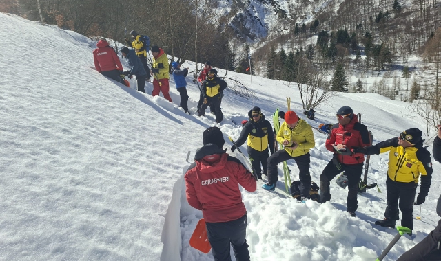 Pericolo valanghe, prove di soccorso in Valle Vigezzo
