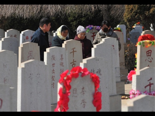 Cina, stop all'uso degli appartamenti come cimiteri
