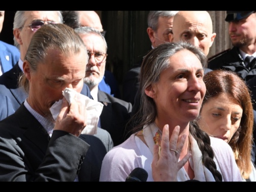 Famiglia del bosco: sospeso il trasferimento dei bimbi dalla casa famiglia