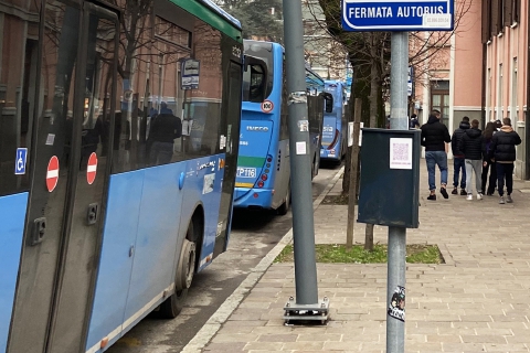 Picchiato da uno studente: autista del pullman in ospedale