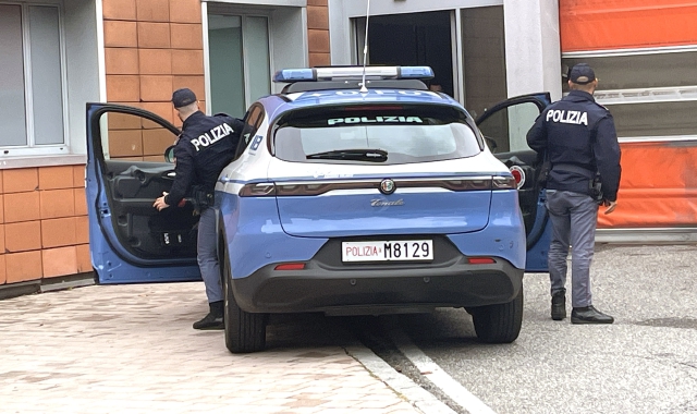 Gli agenti della polizia di Stato sono intervenuti al Pronto soccorso dell’ospedale di Circolo (foto Archivio)