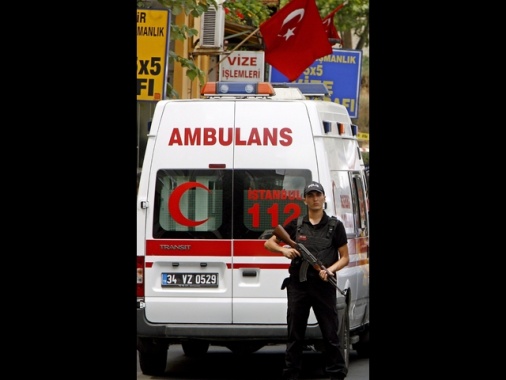 Spari al consolato israeliano a Istanbul, neutralizzati 3 sospetti