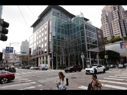 Anthropic vede ricavi per 30 miliardi, amplia accordo con Google e Broadcom