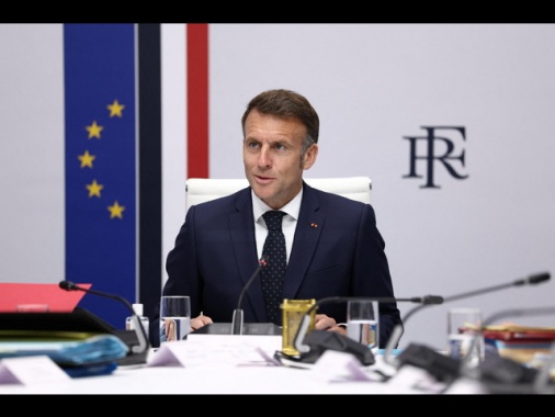 Macron, 15 Paesi mobilitati per la ripresa del traffico a Hormuz