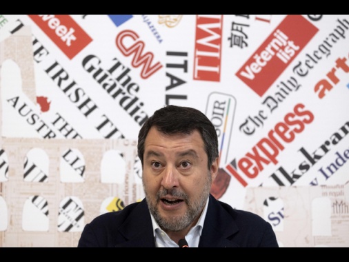 Salvini, 'escludo un piano per il razionamento del carburante'