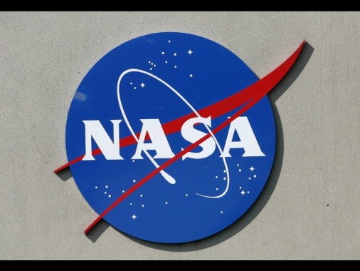 Riaccesi i motori di Artemis II, anche la Via Lattea tra le foto