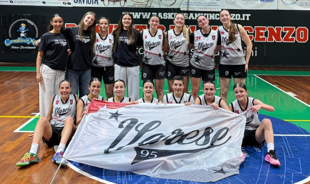 Varese 95, debutto col botto: Viagrande travolta 82-54