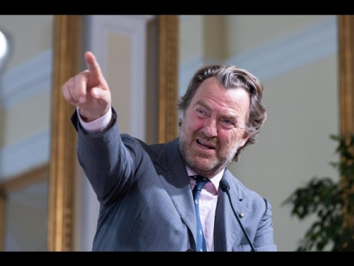 Bocca rieletto presidente di Federalberghi, 'insieme verso il turismo del futuro'