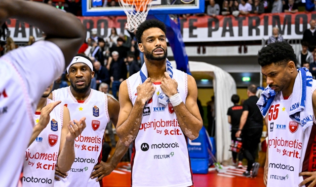 Varese perde il derby con Cantù