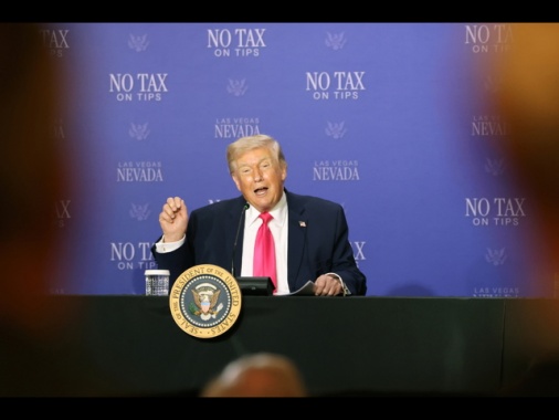 Trump, 'non mi faccio mettere fretta, l'ultimatum scade mercoledì'