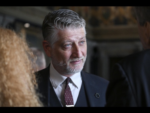 Ministro Giuli non sarà a Venezia per l'inaugurazione della Biennale Arte