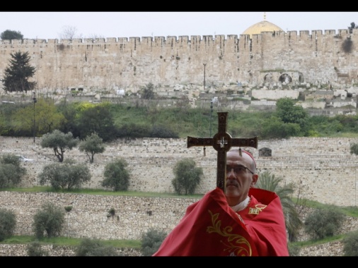Pizzaballa, dolore è di tutti ma c'è chi occupa e chi è occupato