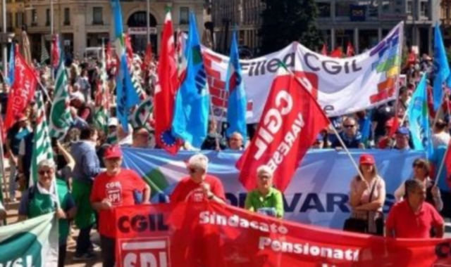 Un’immagine del  corteo del Primo Maggio 2025 a Varese