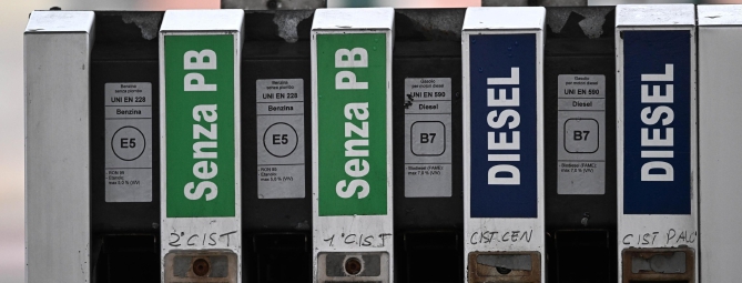 Carburanti, il taglio delle accise si ferma al 10 maggio