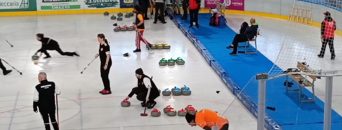 Curling, Varese campione