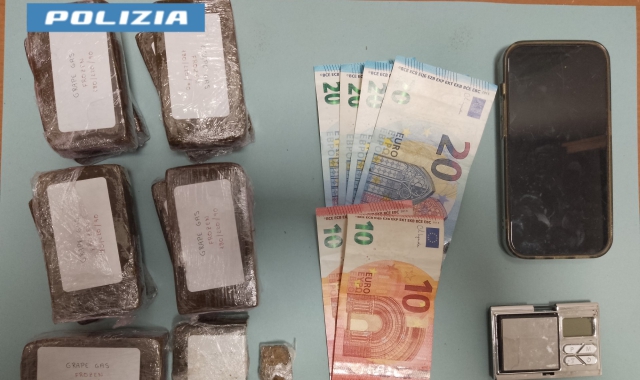 Gli agenti sono intervenuti in un’abitazione di Giubiano (foto Archivio)