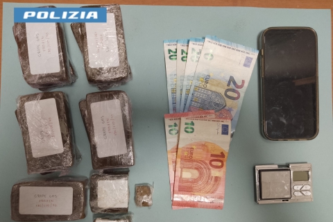 L’ingegnere disoccupato si mette a spacciare: arrestato
