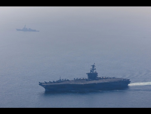 Cbs, due navi militari Usa hanno attraversato Hormuz schivando raid iraniani