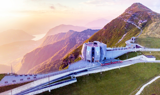Monte Generoso, dal lago alla vetta in 40 minuti