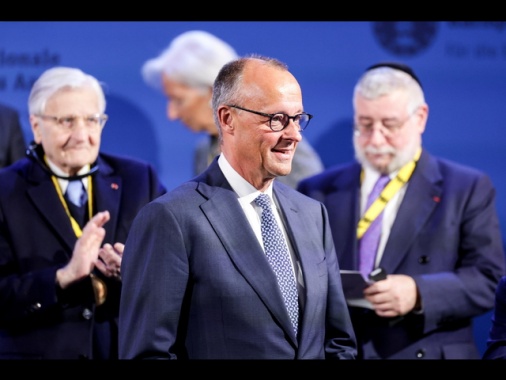 Merz, buona telefonata con Trump, Usa e Germania partner solidi in Nato forte