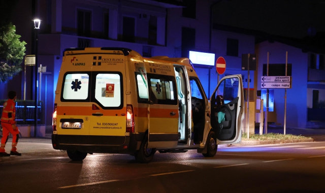 Numerosi gli interventi nella notte tra sabato e domenica da parte delle ambulanze del 118  (foto  Archivio)
