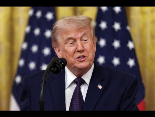 Trump ad Axios, 'accordo o attacco fifty-fifty, decisione entro domani'