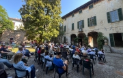 Azzate aggiunge una sedia per il concerto “Tra classica e cinema”