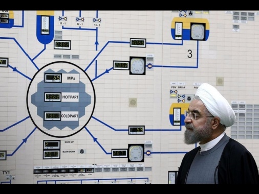 Al Arabiya, 'Iran pronto a spostare uranio arricchito in Cina'