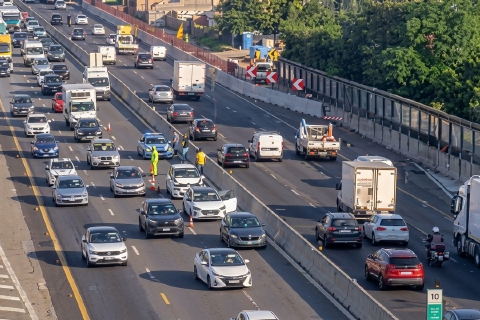 Scontro a tre, caos in Autolaghi